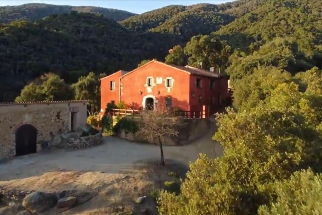 Masia Can Castellar Sant Iscle De Vallalta Buitenkant foto